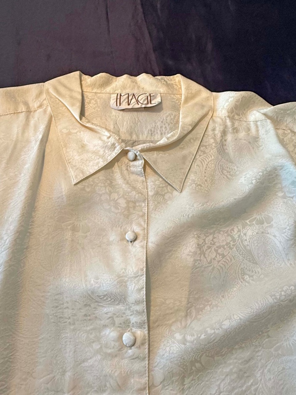 SILK BLOUSE, WHITE WITH PATTERN, SIZE 24W, BUTTON FRONT, LONG SLEEVES WITH CUFFS